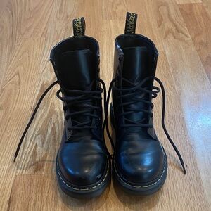 Dr. Martens 1460 Smooth Leather Lace Up Boot in black
